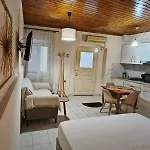 Old Town's Nest Apartment Corfu (city)